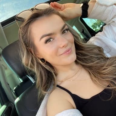 Jennifer, founder of Lifara